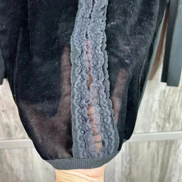 Prada Top Women 44 Sheer Velvet Lace Detail Black Color - Picture 3 of 6